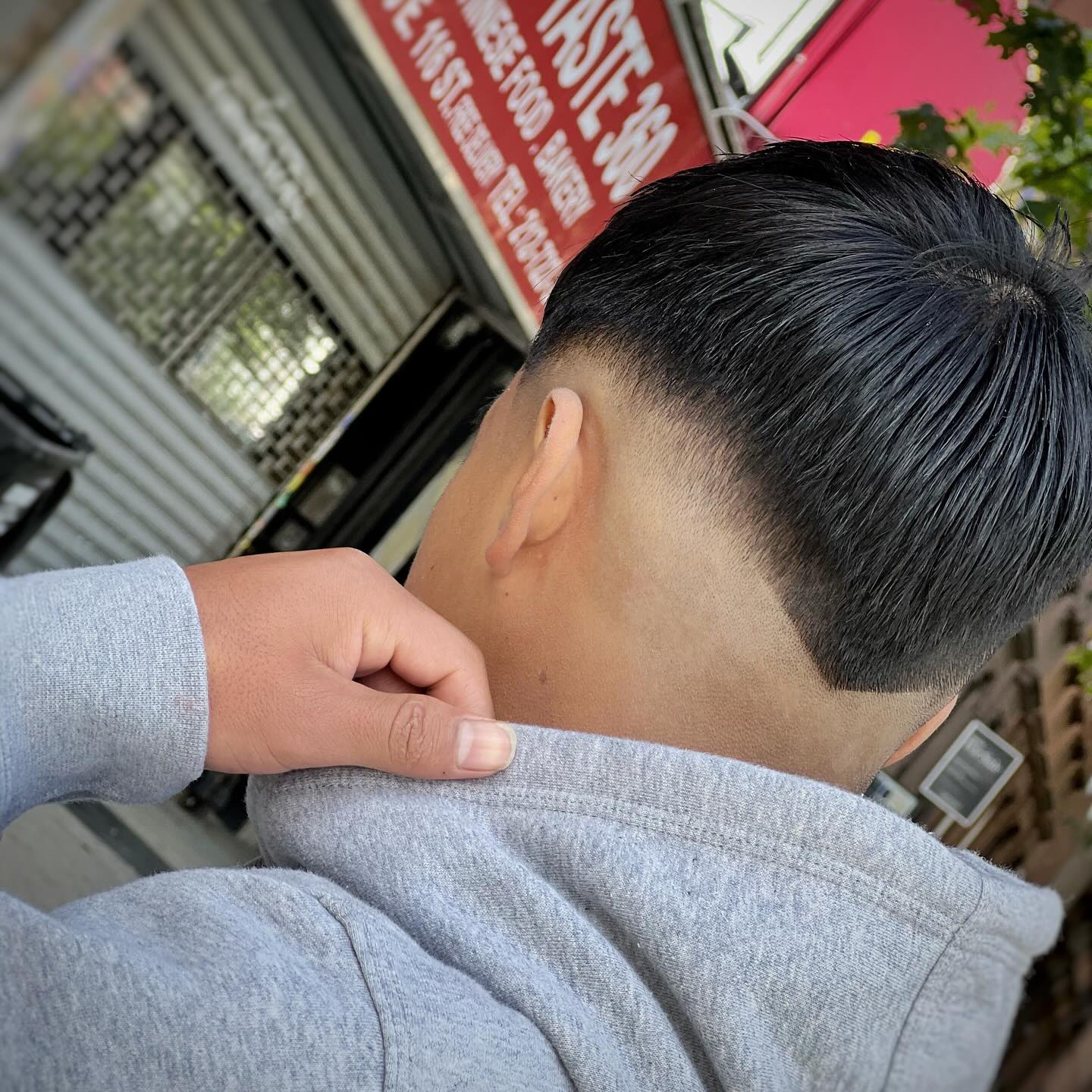 Taper fade from behind at Ilverth Barber